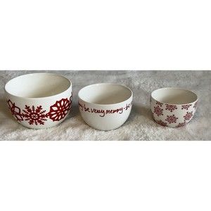 Crate & Barrel Nesting Bowls Red White Christmas Sayings/Snowflake Set of 3 EUC